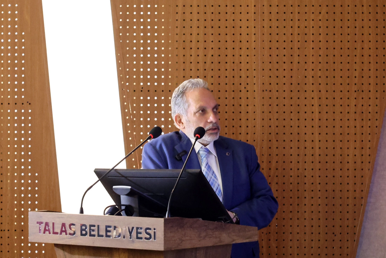 Talas’ın Geleceği Aydınlandı: Başkan Yalçın’dan 2025-2026 Yatırım ve Projeleriyle Kapsamlı Sunum