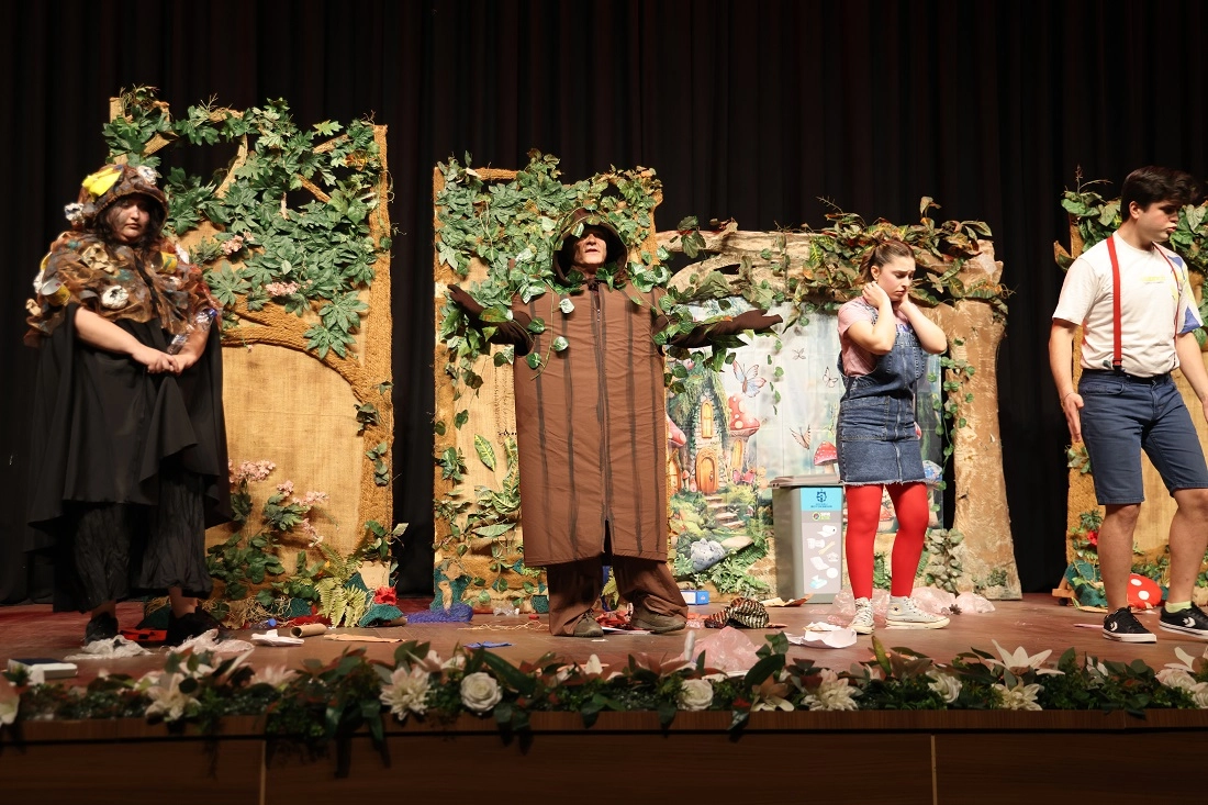 Kocaeli’de ‘Orman Koruyucuları’ Tiyatrosuyla Çocuklara Doğa Bilinci Aşılandı