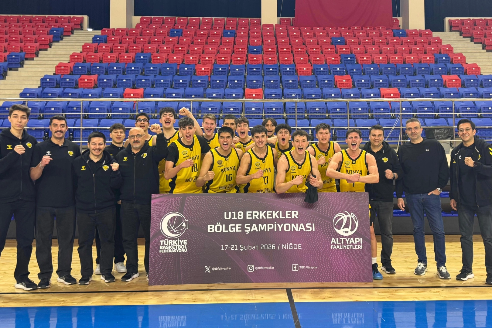 Konya Büyükşehir Basketbol Altyapısından Tarihi Başarı: Gençler Şampiyonluklara Koşuyor!