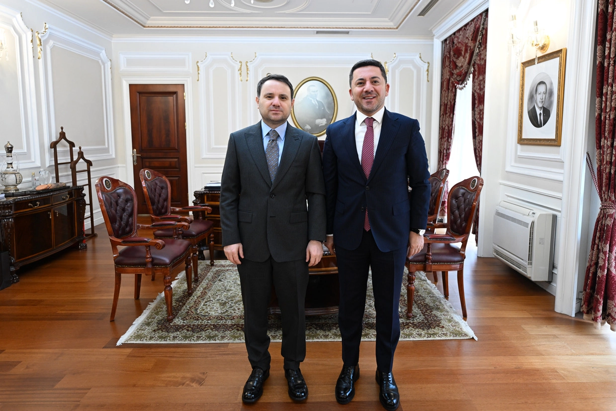 Nevşehirli Adalet Bakanı’na hemşehrisinden ziyaret