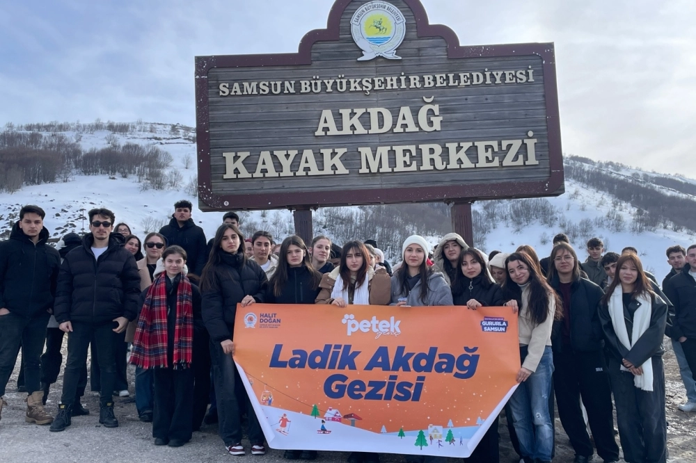 Petek Genç ile Akdağ’ın Büyülü Kış Dünyası: 2.500’e Yakın Genç Keşfe Çıktı