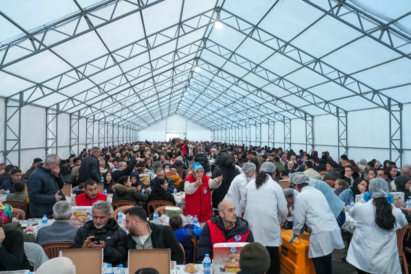 Trabzon Büyükşehir Belediyesi’nden Ramazan Ayına Özel Dopdolu Etkinlikler: Şehir Manevi Coşkuyla Kuşatıldı