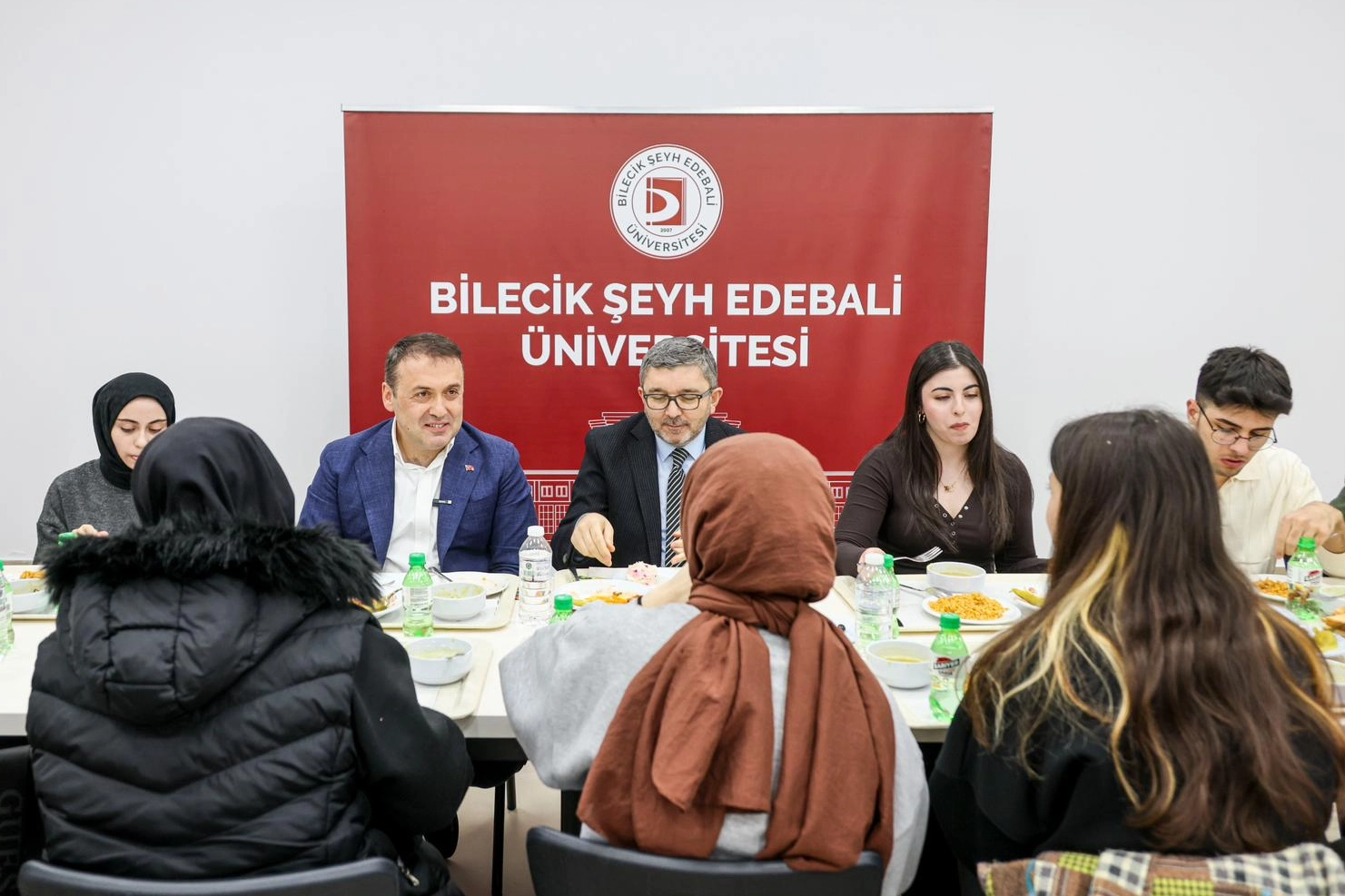 Vali Sözer’den Öğrencilere Moral: “Türkiye’nin En Büyük Gücü Sizlersiniz”