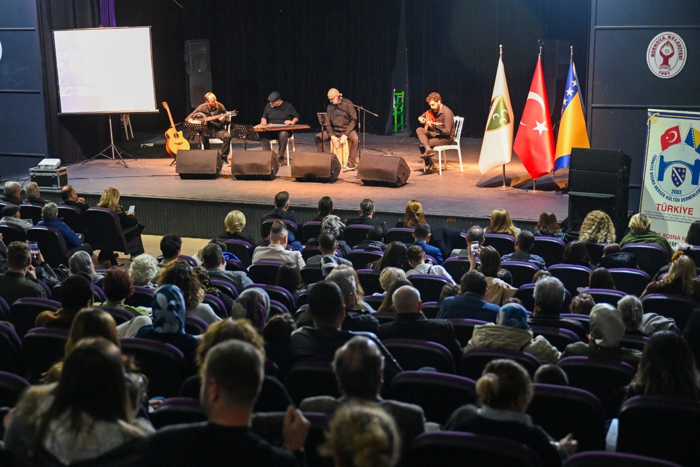 İzmir’de Bosna Hersek Bağımsızlık Günü Coşkusu: İftar Sofrası ve Kültürel Etkinliklerle Anıldı