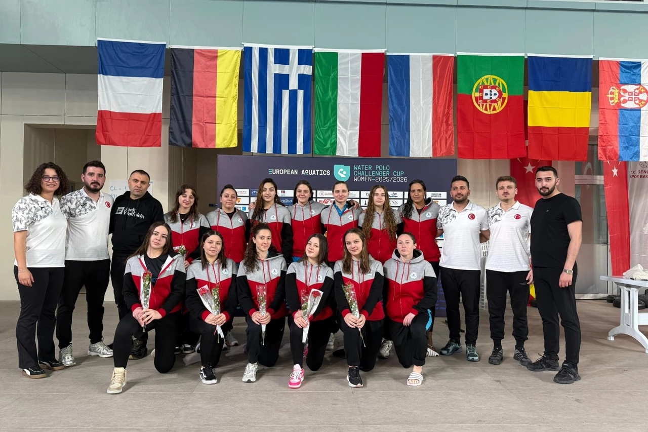 Nevşehir Belediyesi Kadın Su Topu Takımı Avrupa Sahnesinde Tarihi Bir Başarıya İmza Attı: 5.’lik Derecesiyle Nevşehir’i Gururlandırdı