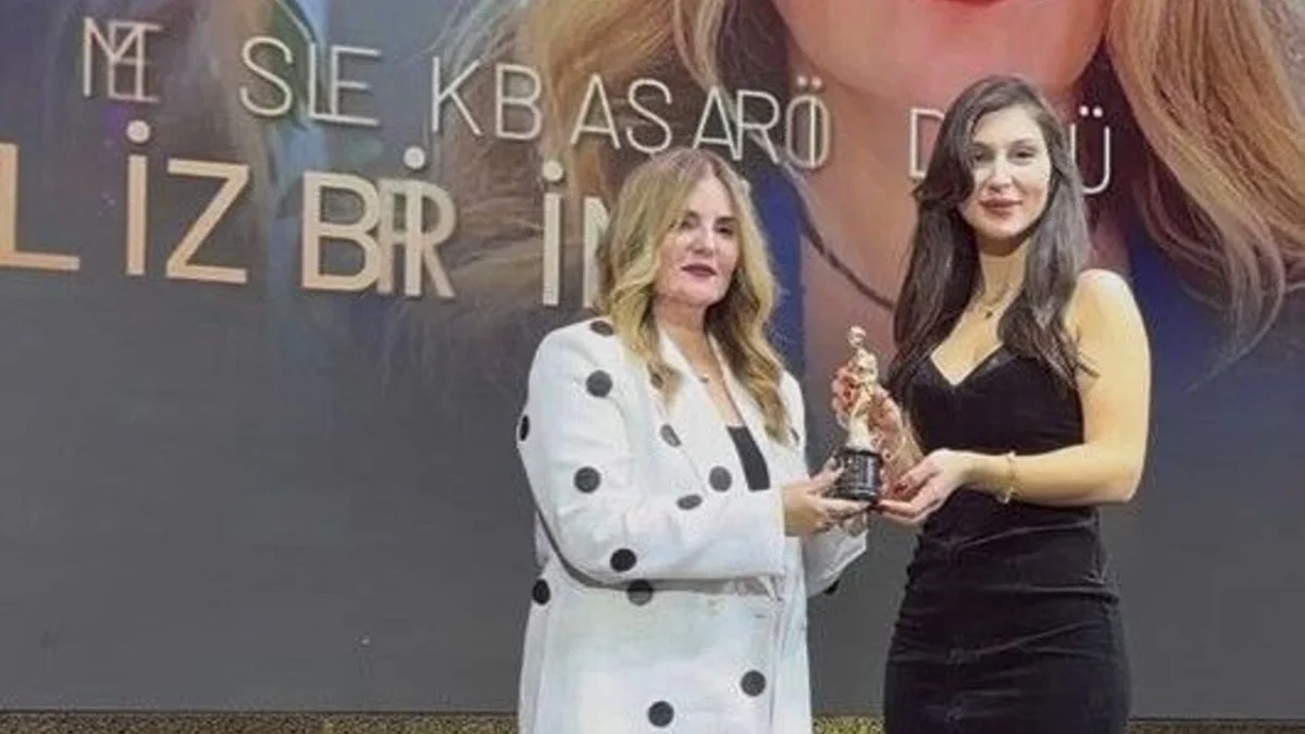 Meliz Birinci’den Kariyer Zirvesi: Kıbrıs Türk Basınına Uluslararası Ödül