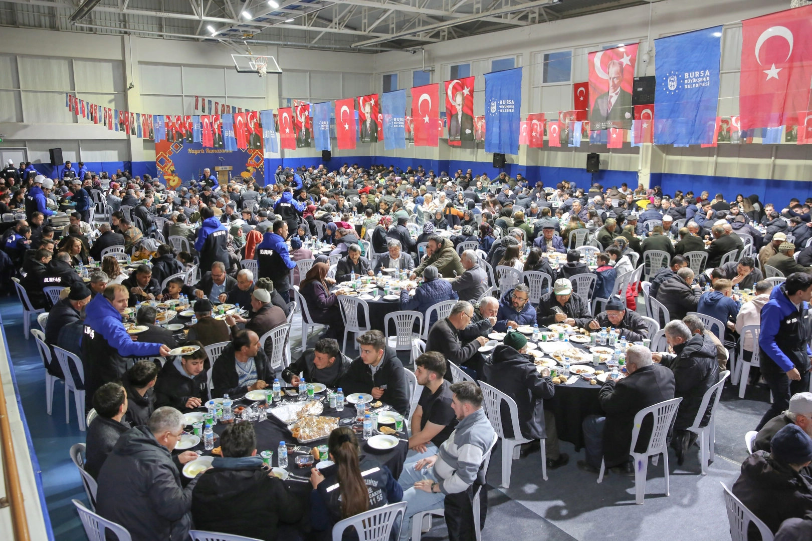 Bursa’dan Büyükorhan’a Ramazan Bereketi: Birlik Sofrası Kuruldu