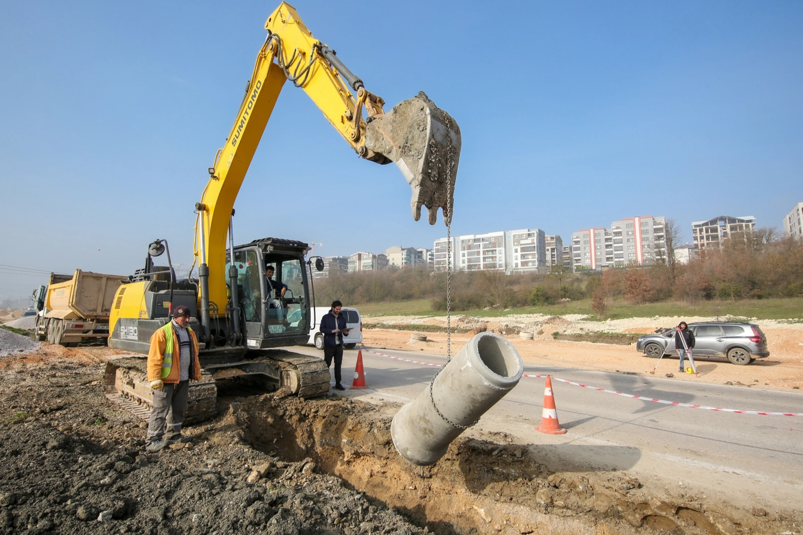 Bursa’da Altyapı Devrimi: 30 Ağustos Zafer Mahallesi’nde Yağmur Suyu Hatları Yenileniyor, Geleceğe Güvenli Adımlar Atılıyor