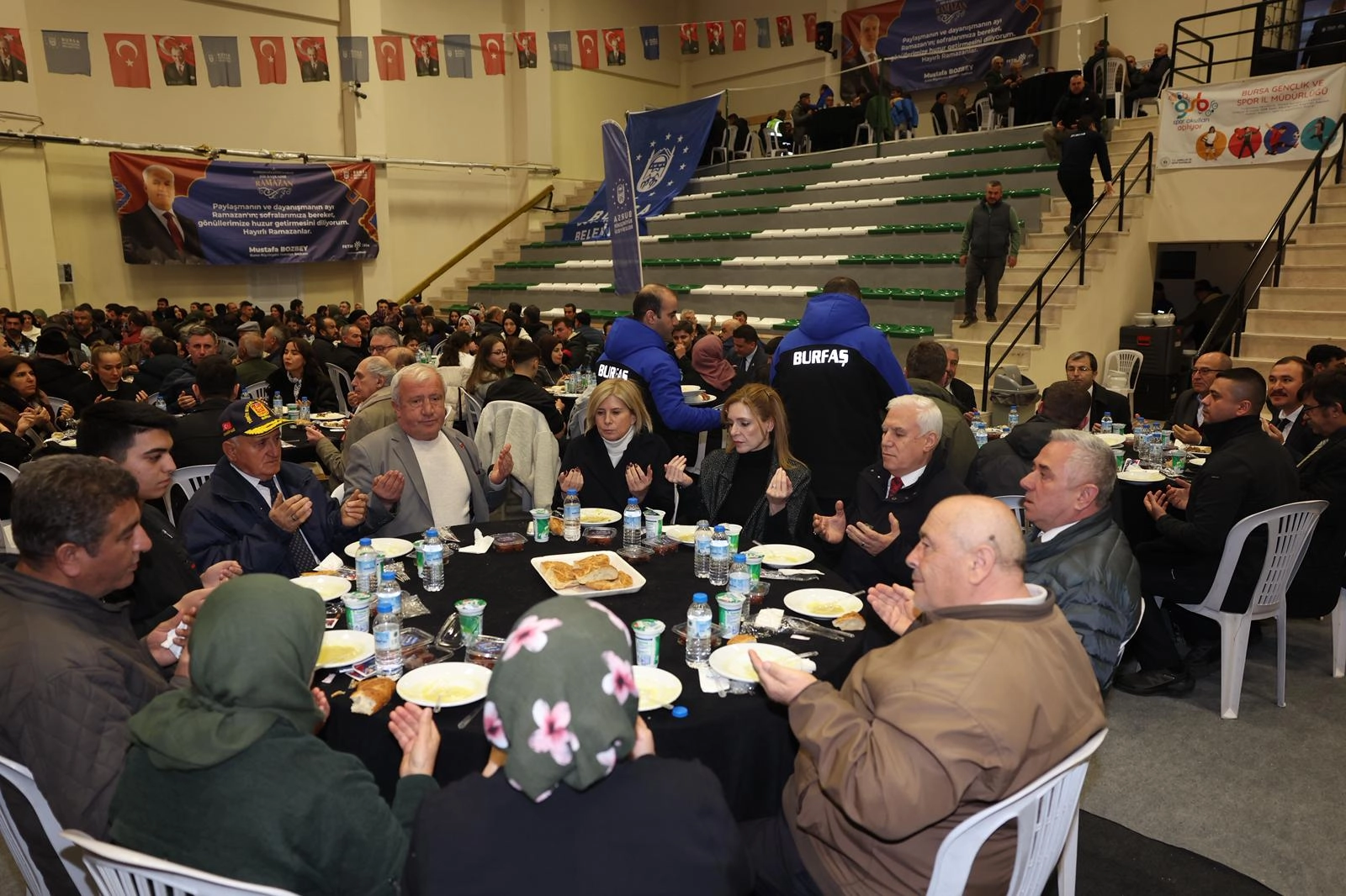 Başkan Bozbey Keles’te Vatandaşlarla Buluştu: “Dağ Yöresinin Hamisi Mustafa Bozbey’dir”