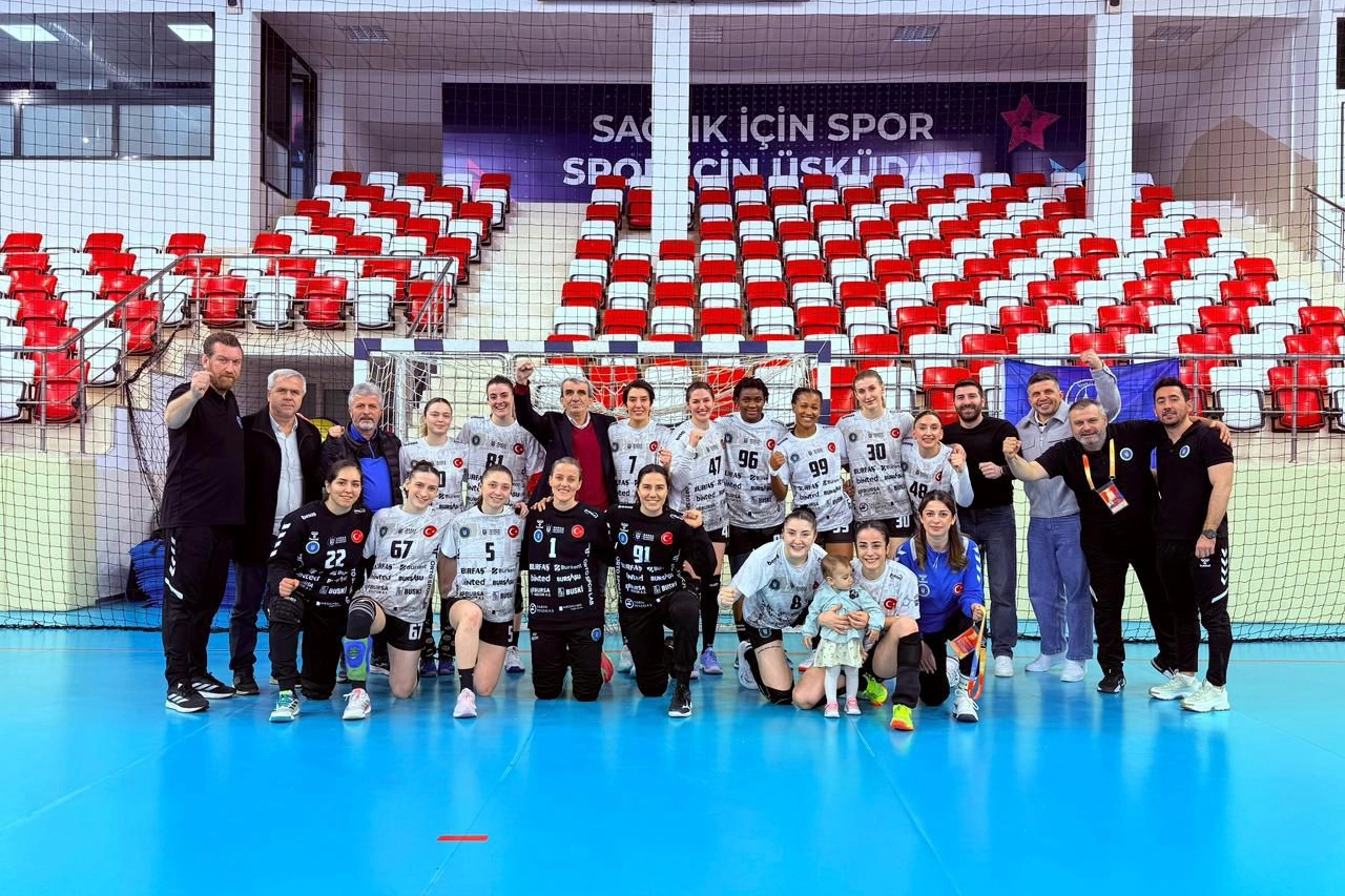 Bursa Büyükşehir Belediyespor Kadın Hentbol Takımı Zirvedeki Yerini Sağlamlaştırdı