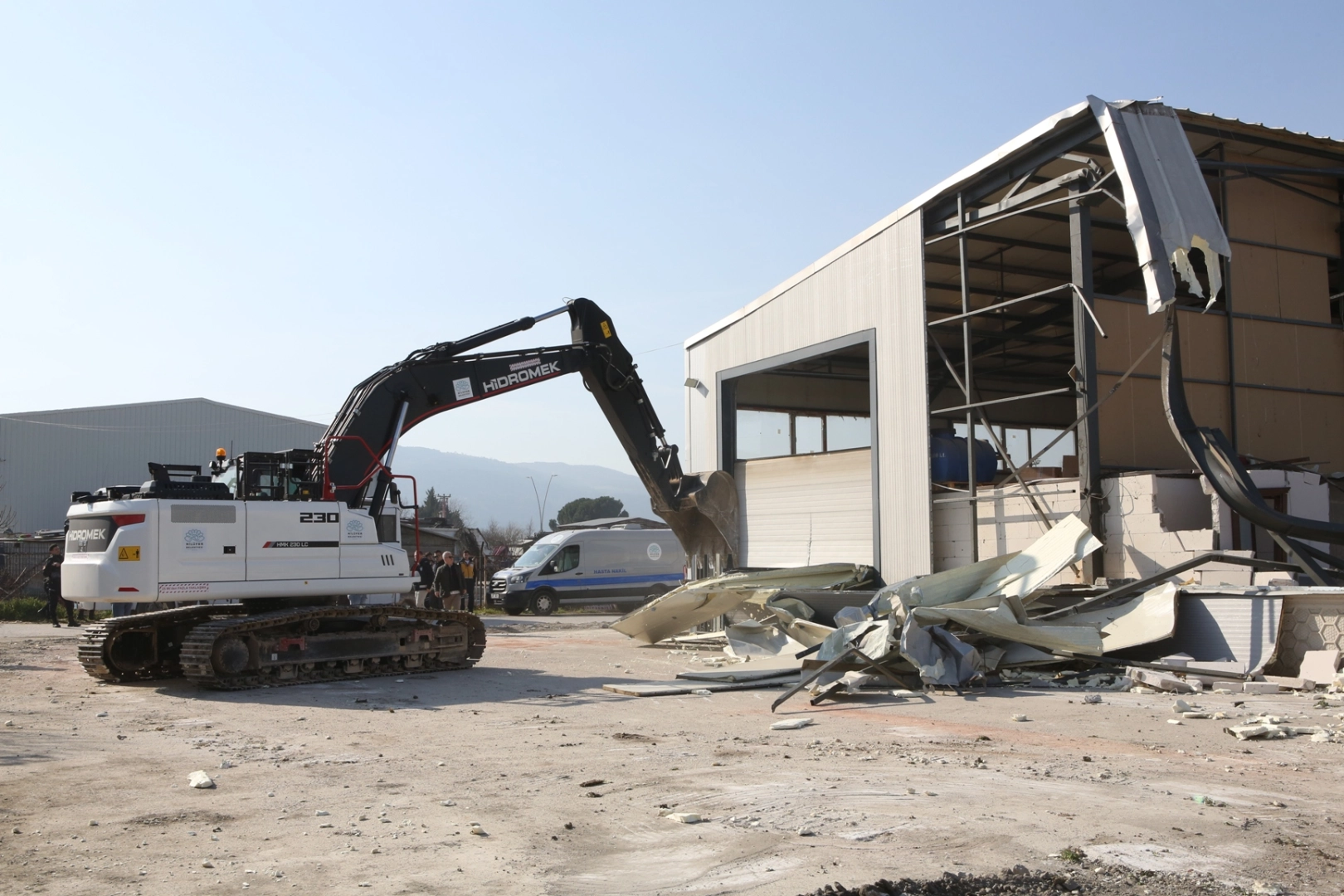 Bursa Nilüfer’de Tarım Arazilerine Yapılan 4 Kaçak Yapı Mühürlendi