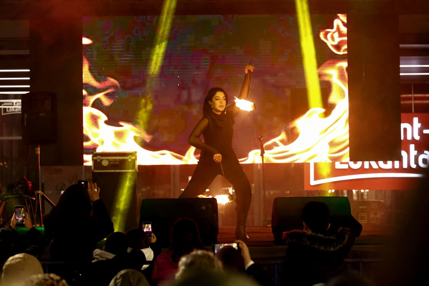 Osmangazi’de Ramazan Akşamları: Aileler Meydanlarda Eğlence ve Kültürle Buluşuyor