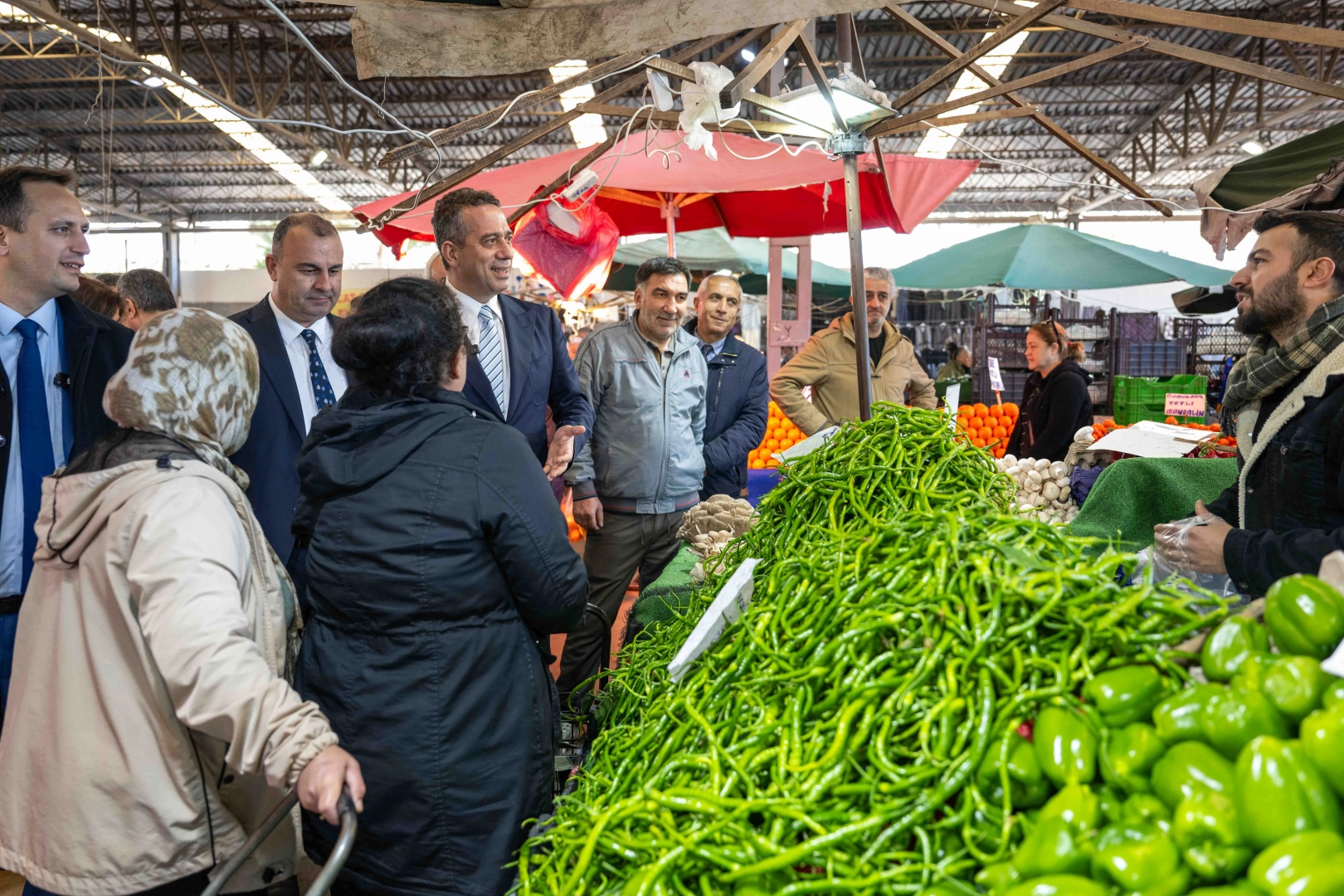 CHP’li Başarır Bornova’dan Seslendi: ‘Krizin Bedelini Halk Ödüyor, Çözüm CHP İktidarında’