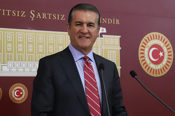 CHP’li Sarıgül’den Emekliye Asgari Ücret Seviyesinde Maaş ve Bayram İkramiyesi Müjdesi