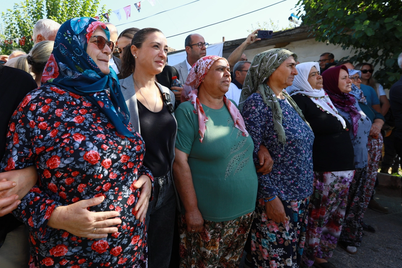 Efes Selçuk’ta Kadın Emeği Pazarı ve Yürüyüşle 8 Mart Coşkusu