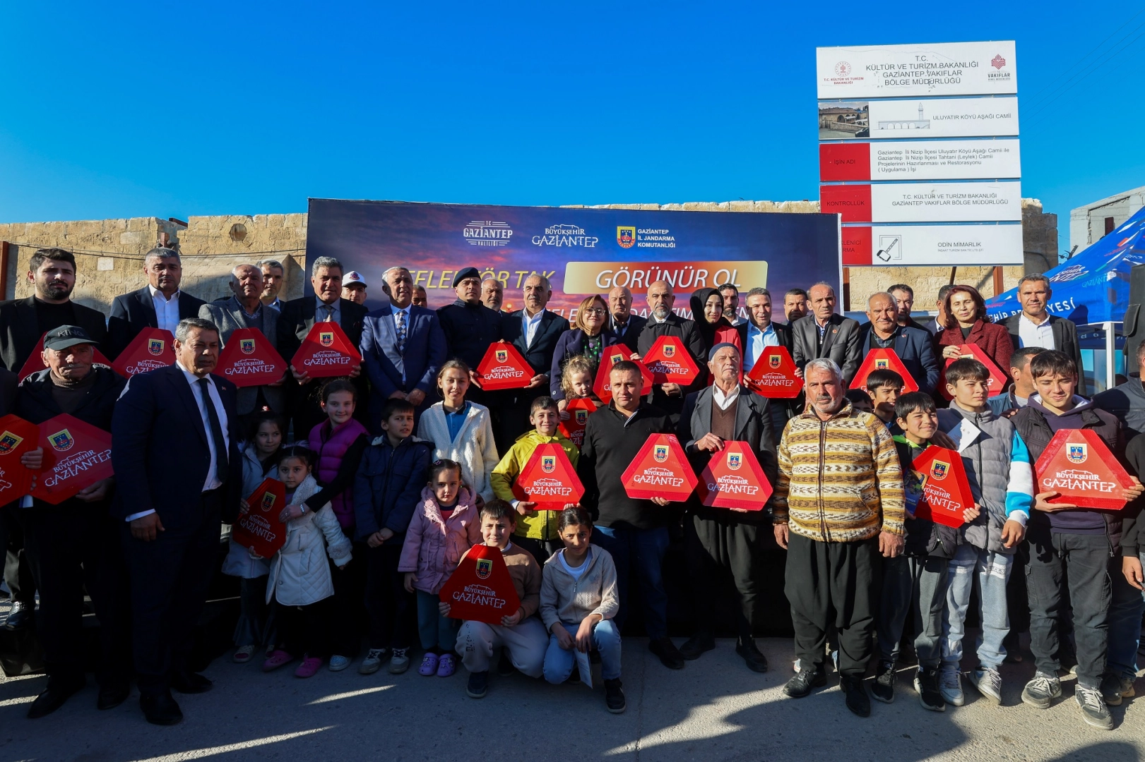 Gaziantep’te Çiftçiler İçin Hayat Kurtaran ‘Reflektör Tak, Görünür Ol’ Projesi Başladı