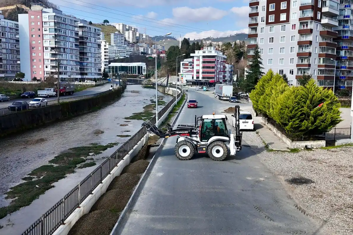 Giresun’da Yaya Ulaşımı Güvenli Hale Geliyor: Güre Mahallesi’ne Modern Kaldırım Projesi