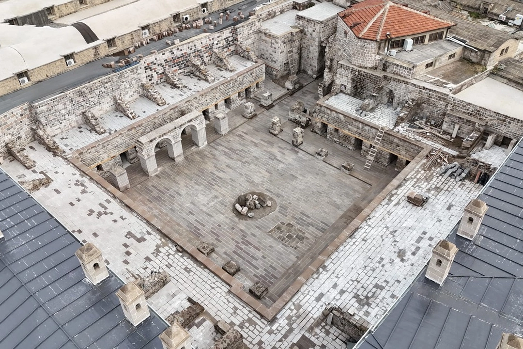 Beş Asırlık Tarihi Gön Han Yeniden Hayat Buluyor: Yaz Boyunca Kültür ve Sanat Etkinliklerine Ev Sahipliği Yapacak