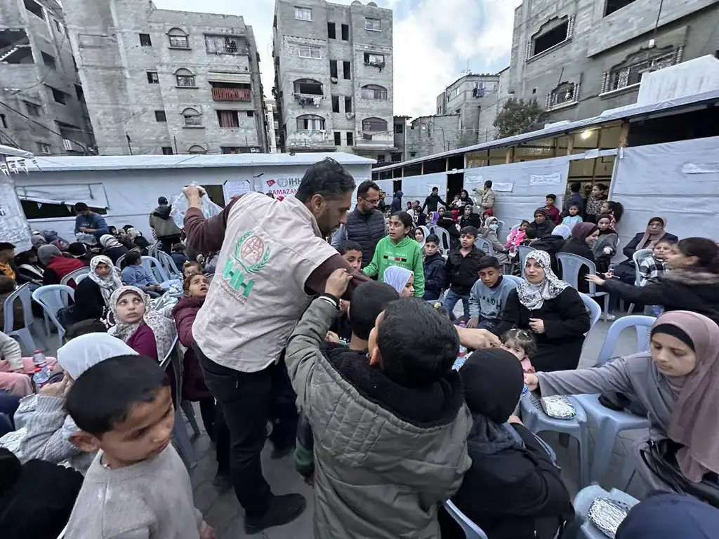 İHH’dan Gazze’ye Ramazan Desteği: Günde 165 Bin Kişiye İftar