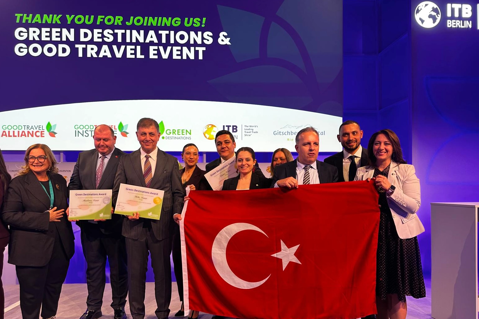 İzmir ITB Berlin’de Parladı: Sürdürülebilir Turizmde 4 Sertifika ve 1 Büyük Ödül Kazandı