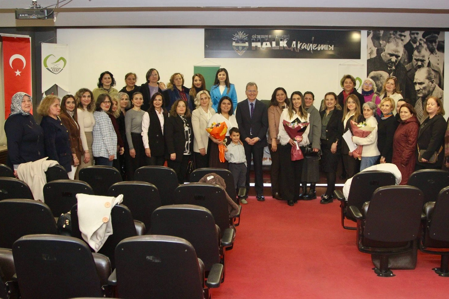 Kadınlar Dijital Çağda Güçleniyor: Giresun’da Dijital Dönüşüm Vurgusu