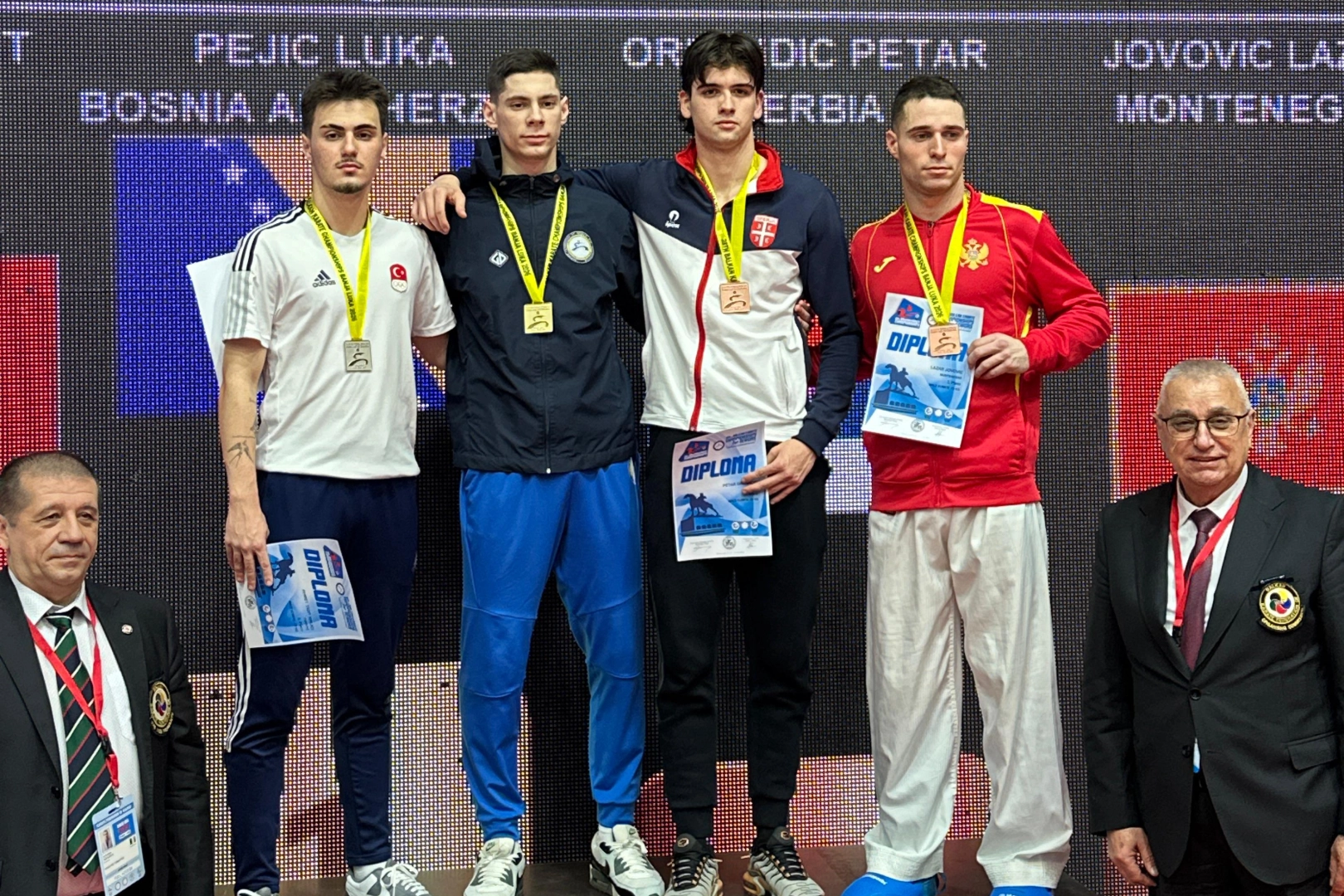 Kağıtspor’dan Farklı Branşlarda Üst Üste Başarılar: Taekwondo, Karate ve Kürekte Ulusal ve Uluslararası Dereceler