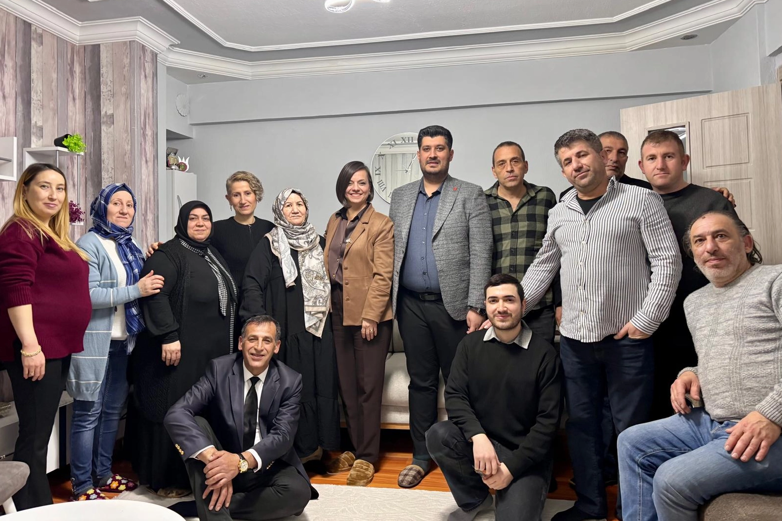 Karabağlar’da Ramazan Coşkusu: 58 Mahallede Şerbet İkramıyla Gelenek Yaşatılıyor