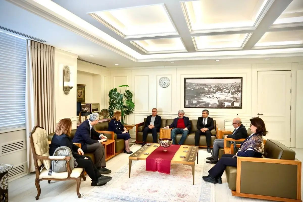 Gaziantep Kent Konseyi Heyeti, Başkan Fatma Şahin’i Ziyaret Etti: Birlik Gündemi ve Yeni Dönem Masaya Yatırıldı