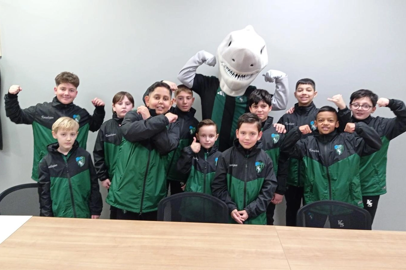 Kocaelispor Aşkıyla Sokaklardan Stadyuma: Başkan Büyükakın’ın Dokunuşuyla Çocuklar Beşiktaş Maçında