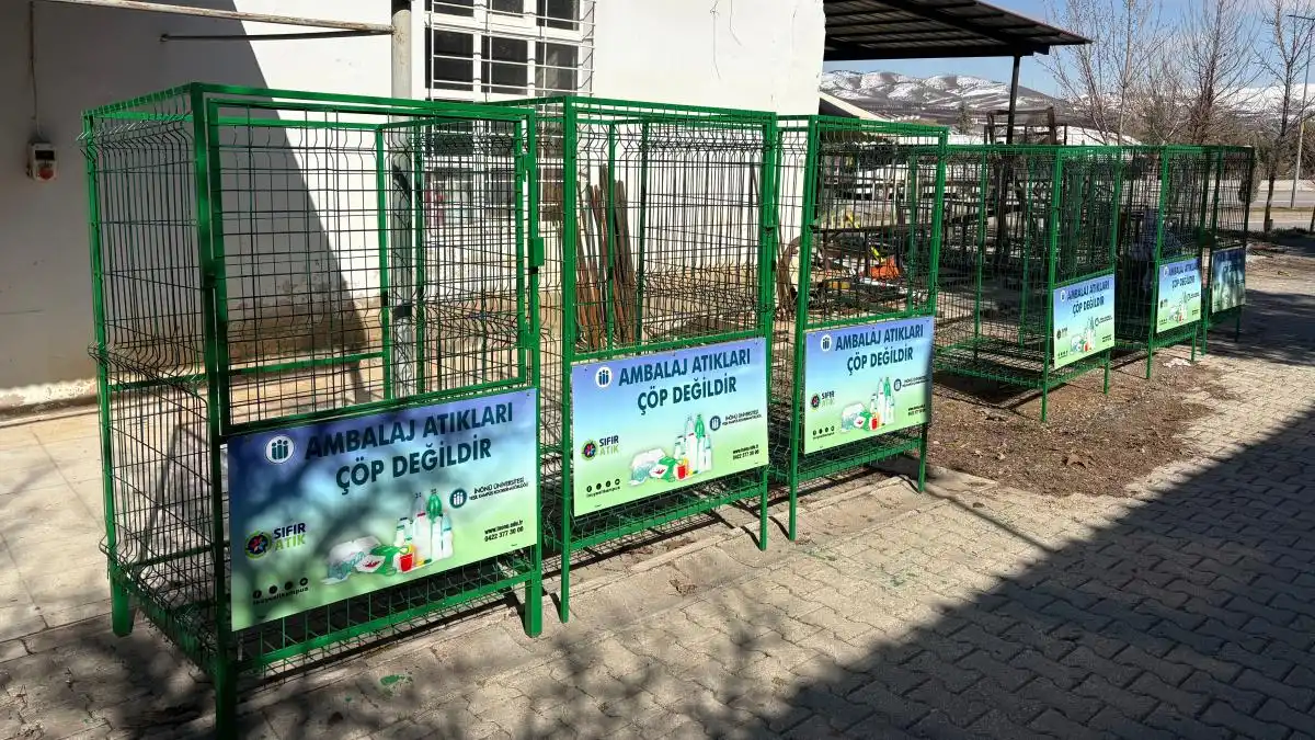 İnönü Üniversitesi’nde Sıfır Atık Devrimi: Çevre Dostu Sepetler Kampüste Yerini Aldı