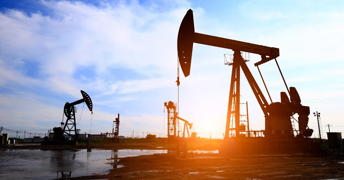 Petrol Fiyatları Ani Yükselişle 97 Doları Aştı: Küresel Piyasalarda Tansiyon Yükseliyor