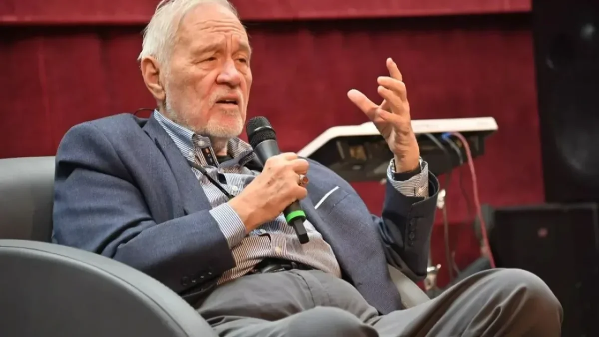 Ünlü Tarihçi Prof. Dr. İlber Ortaylı Yoğun Bakımda: Aileden Açıklama