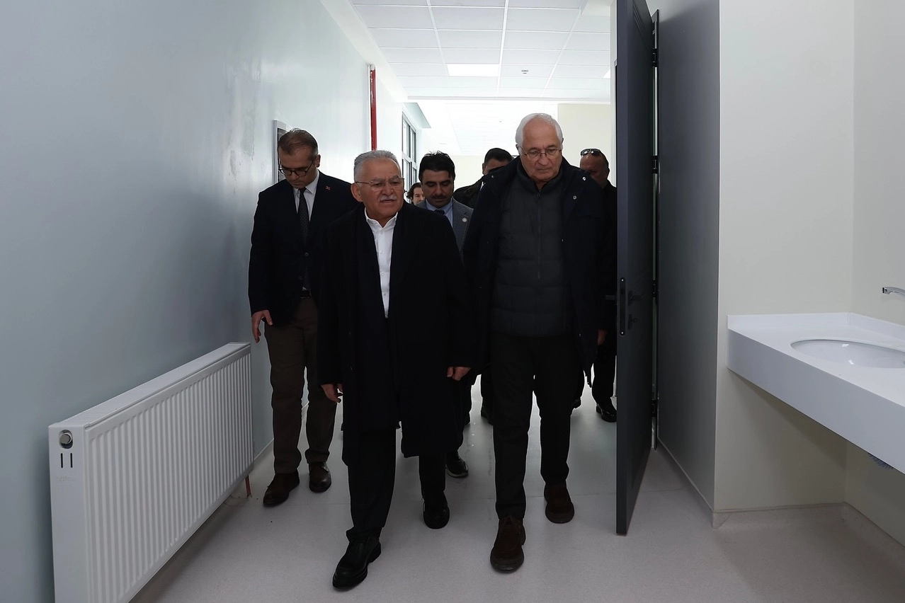 Alzheimer Gündüz Yaşam Merkezi İncelendi: Başkan Büyükkılıç’tan Önemli Açıklamalar