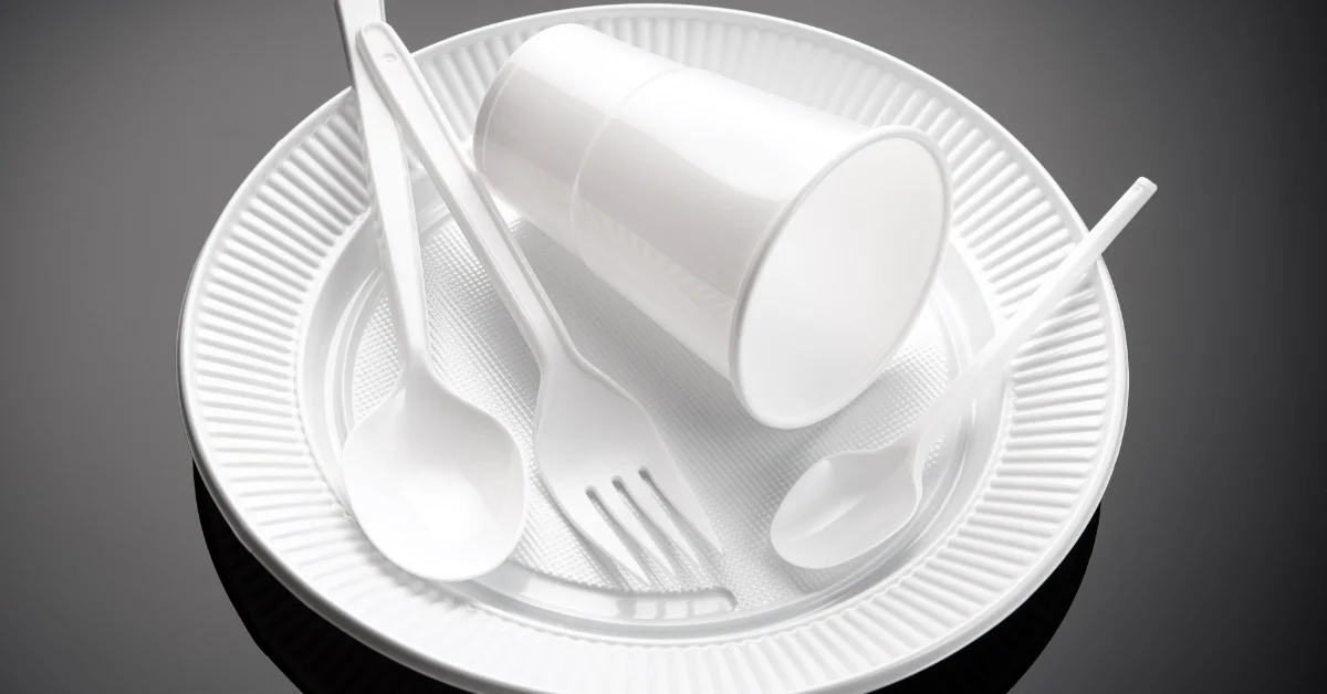 Türkiye Tek Kullanımlık Plastiklere Veda Ediyor: Kapsamlı Yasak Geliyor