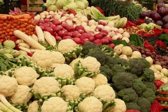 Pazarda Fahiş Fiyat Farkı: Karnabahar ve Marul Lider, Marketler Kazançlı Çıktı!