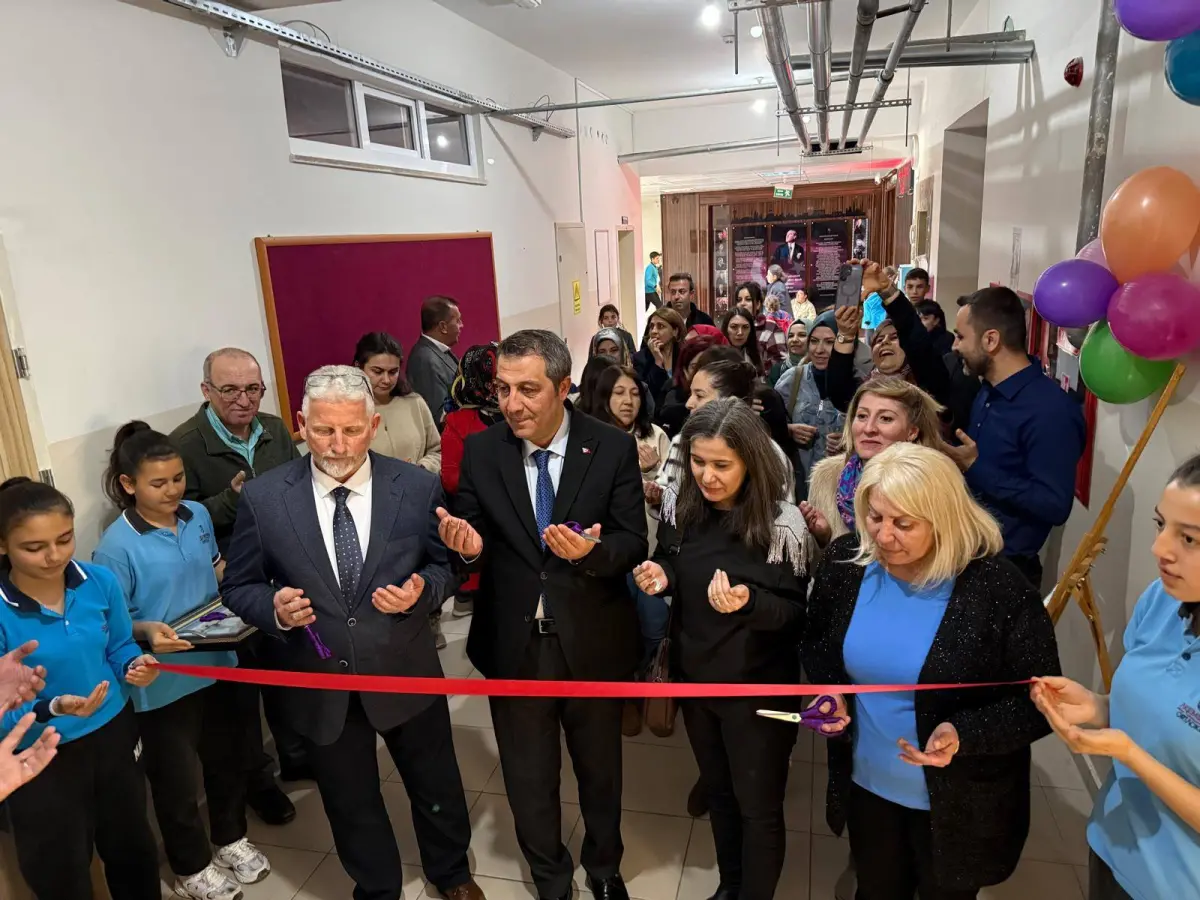 Beypazarı Akşemsettin Ortaokulu’nda Merhum Murat Uysal Adına Kütüphane Açıldı