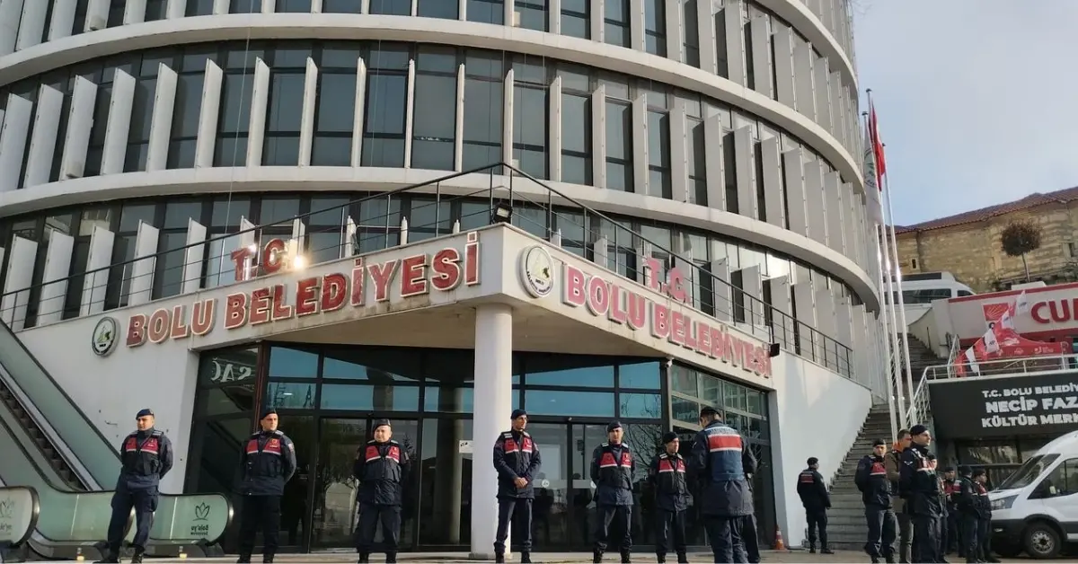 Bolu Belediyesi Soruşturmasında Kritik Gelişme: 3 Yeni Gözaltı Kararı ve Belediye Binasında Arama