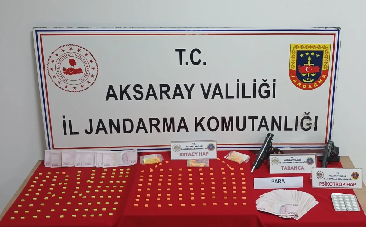 Aksaray’da Nefes Kesen Uyuşturucu Operasyonu: 2 Tutuklandı, Binlerce Hap Ele Geçirildi