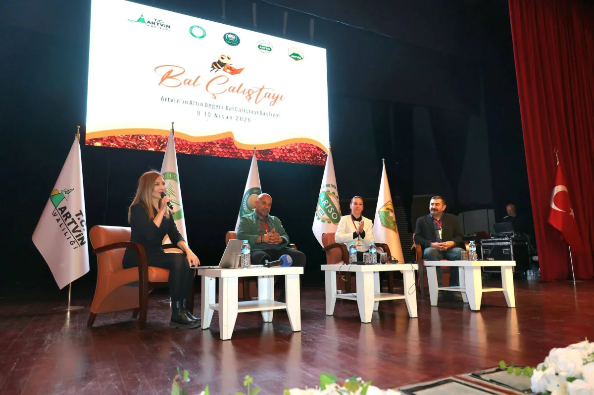 Artvin’de Arıcılık Potansiyeli Masaya Yatırıldı: “Artvin’in Altın Değeri Bal” Çalıştayı Düzenlendi