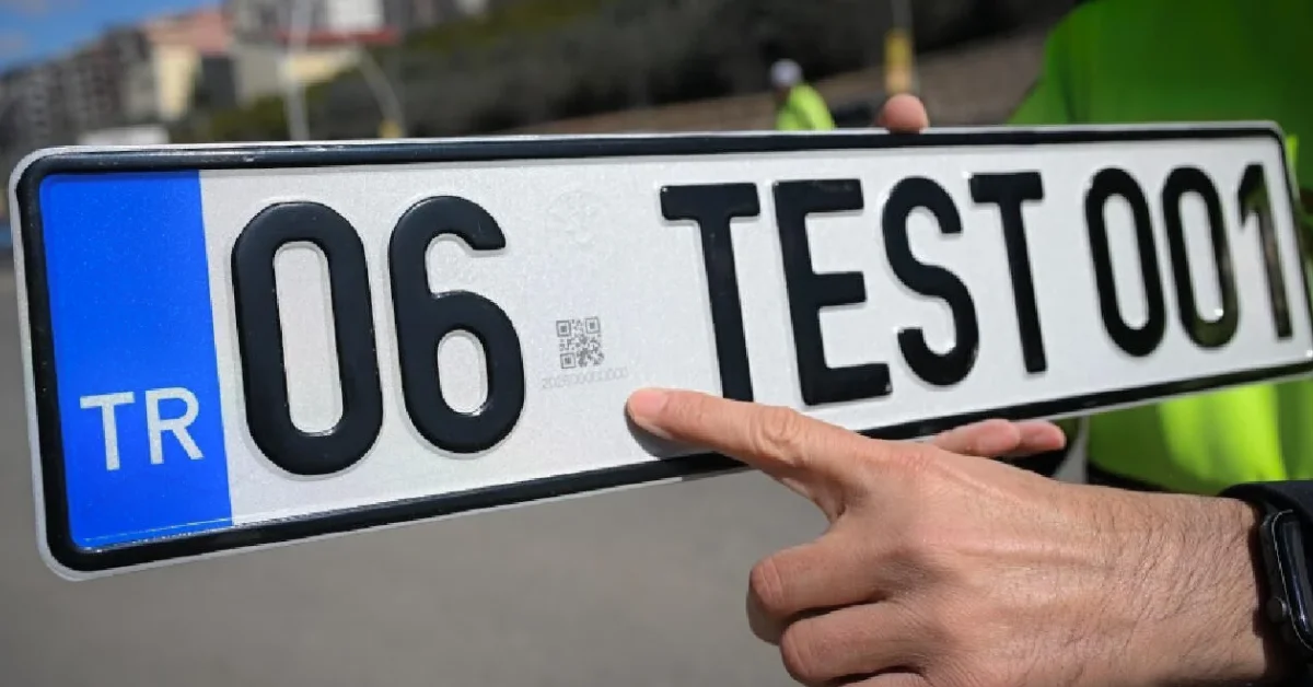 Standartlara Aykırı Plakalara Ücretsiz Değişim: Yeni Düzenleme Vatandaşı Rahatlatacak