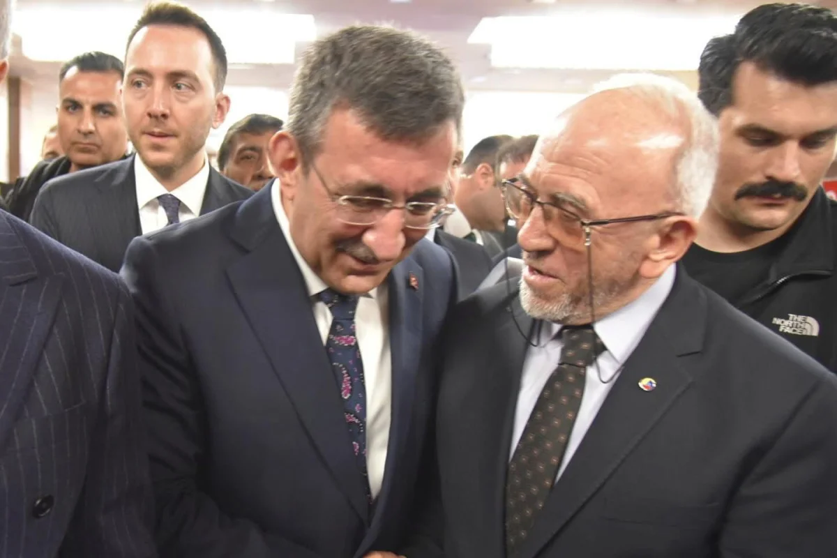 Elazığ Ticaret Borsası Başkanı Dumandağ, Cumhurbaşkanı Yardımcısı Yılmaz ile Buluştu: Elazığ’ın Kalkınma Vizyonunu Paylaştı