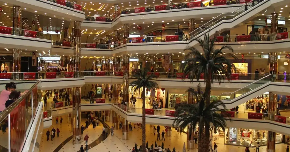 AVM Giriş Ücretli Olacak Söylentisi Asılsız Çıktı: Ticaret Bakanlığı’ndan Açıklama