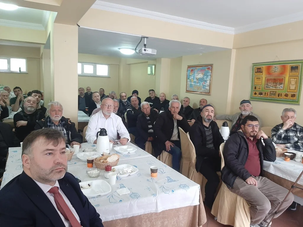Dijital Yetimler Tehlikesi: GİMEV’de Siber Tehditler ve Gençliğin Geleceği Masaya Yatırıldı
