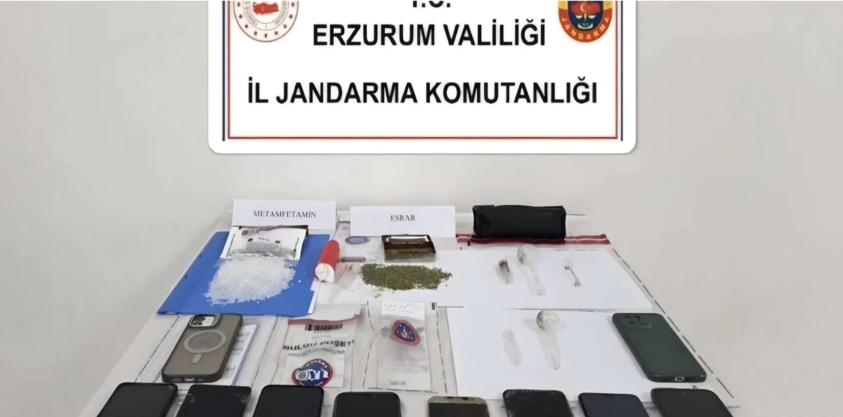 Erzurum’da Uyuşturucu Operasyonu: 8 Şüpheliden 7’si Tutuklandı, Miktarlar Şoke Etti!