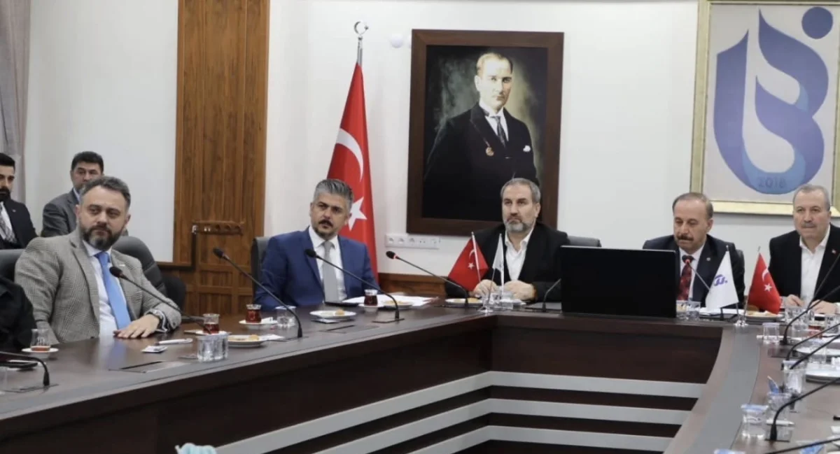 Isparta’da Eğitim Vizyonu Yeniden Şekilleniyor: Destek Platformu Toplantısı Gerçekleştirildi