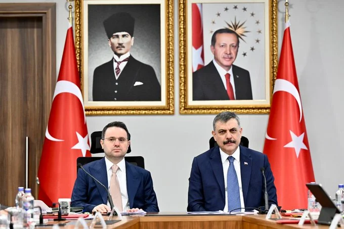 İki Bakanın Katılımıyla Dolandırıcılıkla Mücadele Zirvesi: Dijital Suçlara Karşı Ortak Cephe