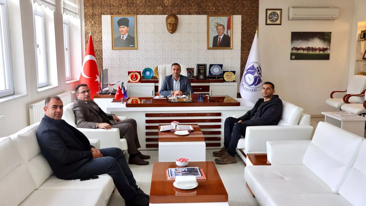 Akçadağ’da Ulaşım Devrim Yolda: 7 Km’lik Sıcak Asfalt ve Yeni Kavşak Yolu Müjdesi