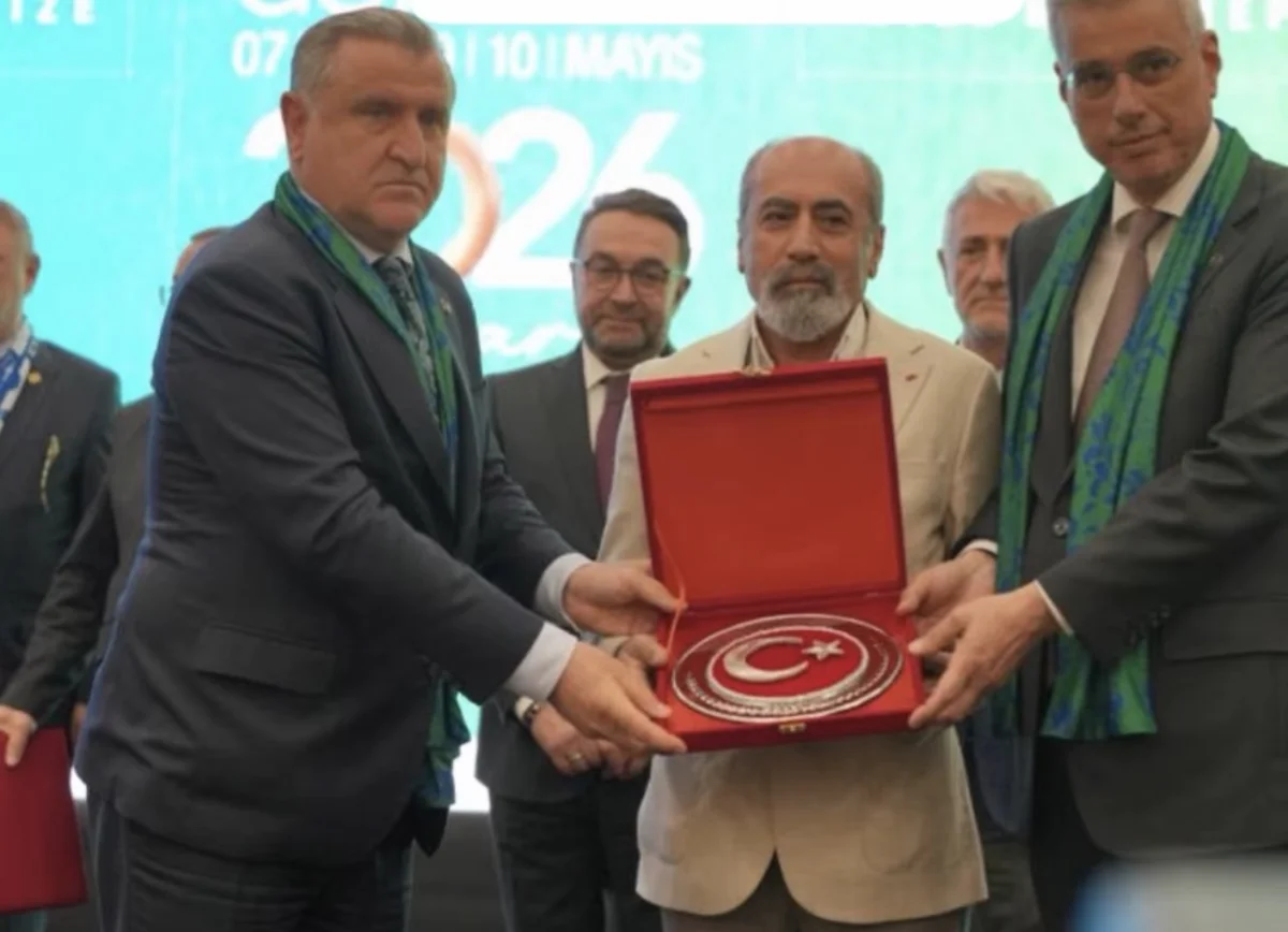 Vasfi Baran’a Ankara’da Çifte Bakanlık Ödülü: Sağlık Sektörüne Katkıları Tescillendi