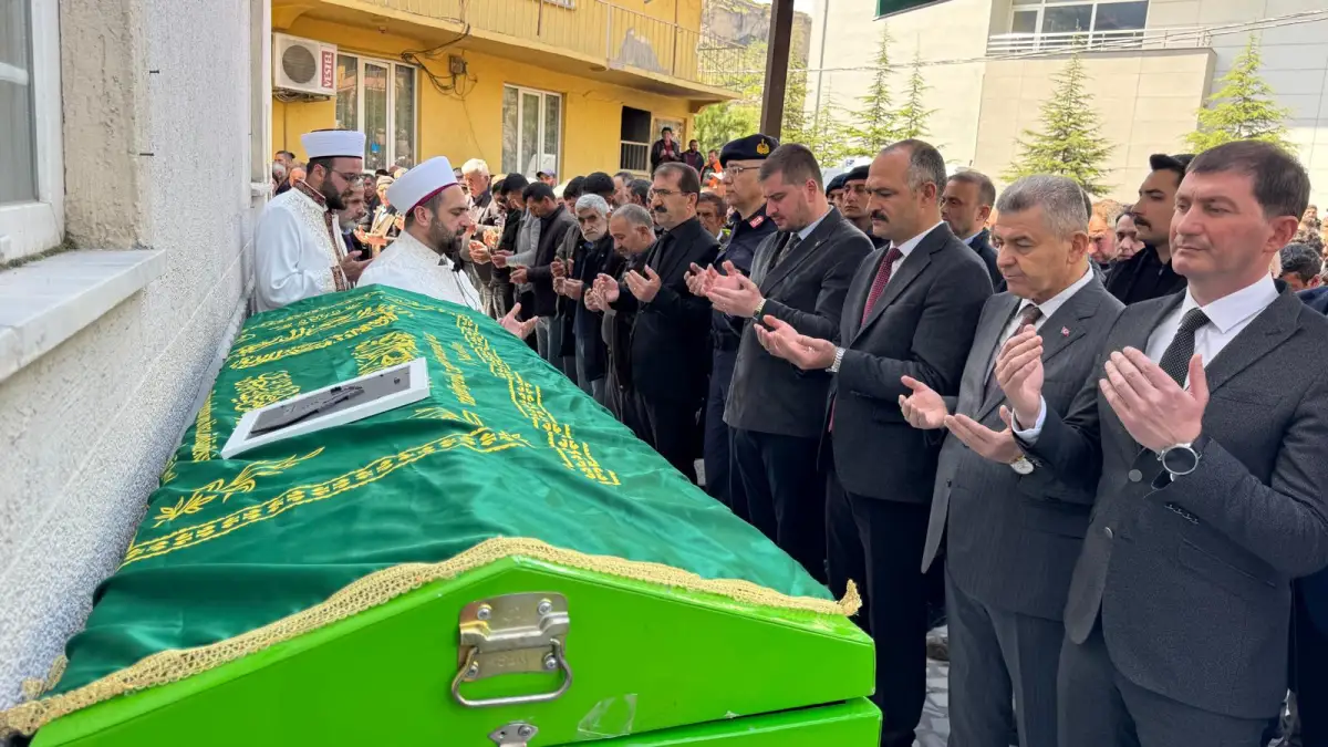 Artvin’de 126 Gün Sonra Bulunan Çobanın Cenazesi Toprağa Verildi