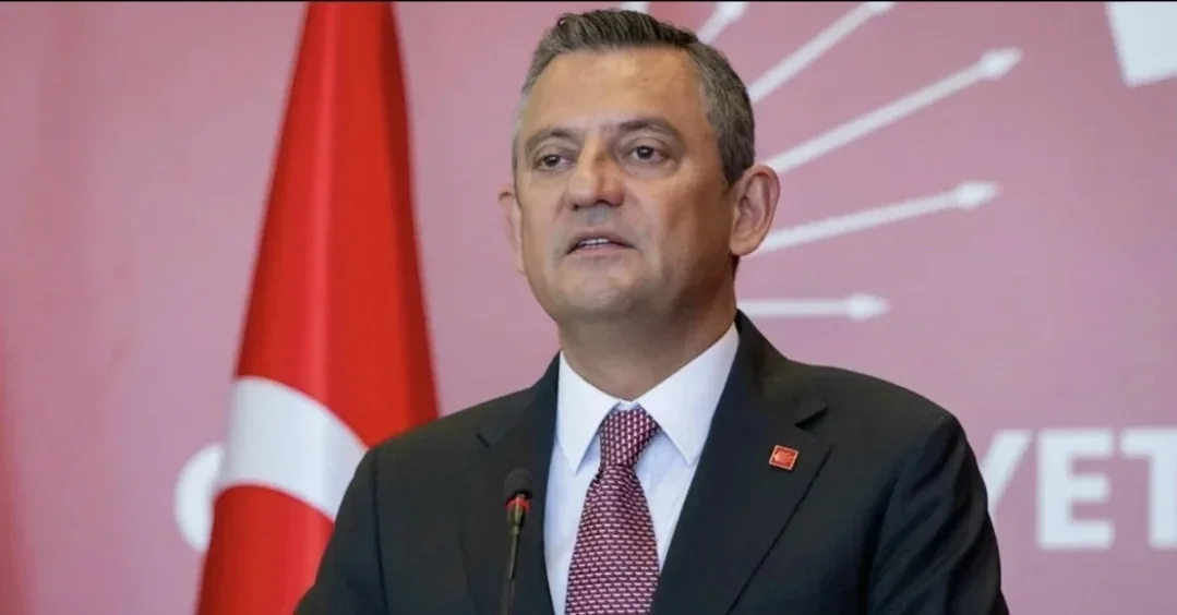 CHP Lideri Özgür Özel’e ‘Halkı Yanıltıcı Bilgi’ İddiasıyla Soruşturma Açıldı